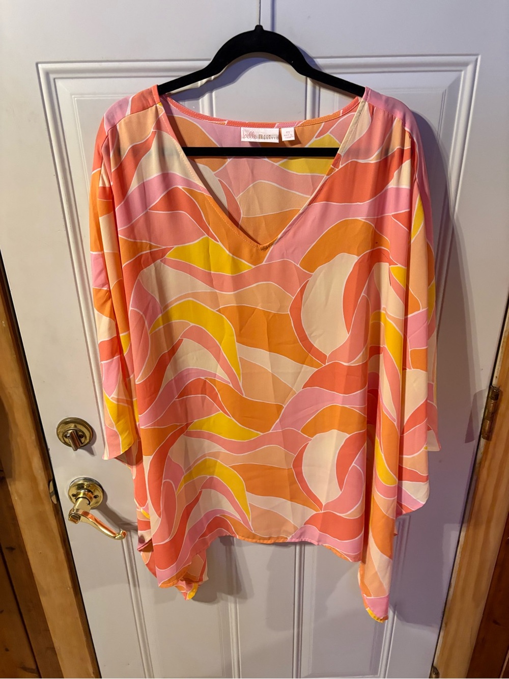 Belle Kim Gravel Multicolor Wave V-Neck Blouse Free Size Length 32 inches Long